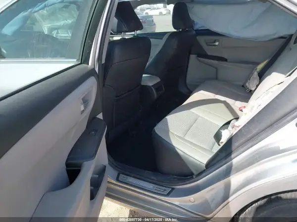 4T1BF1FKXHU692211 2017 TOYOTA CAMRY - Image 8