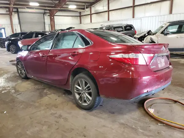 4T1BF1FKXHU698977 2017 TOYOTA CAMRY - Image 2