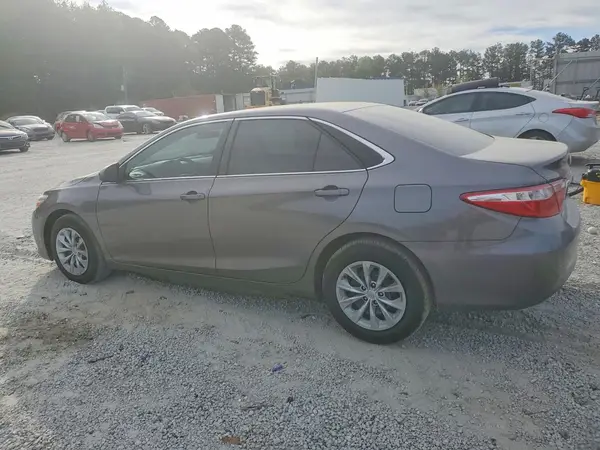4T1BF1FKXHU699093 2017 TOYOTA CAMRY - Image 2