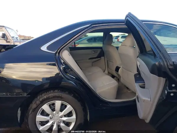 4T1BF1FKXHU700386 2017 TOYOTA CAMRY - Image 8