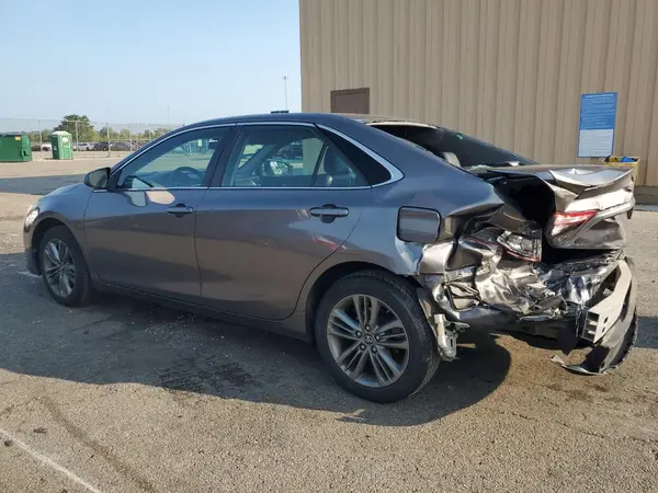 4T1BF1FKXHU700906 2017 TOYOTA CAMRY - Image 2