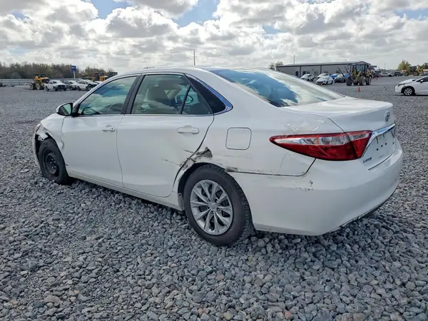 4T1BF1FKXHU703434 2017 TOYOTA CAMRY - Image 2