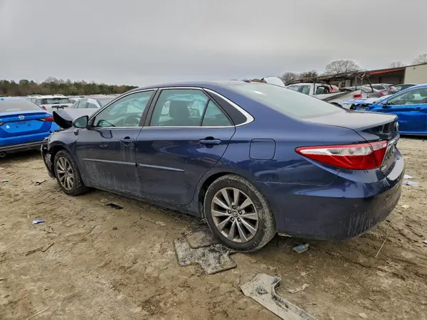 4T1BF1FKXHU703806 2017 TOYOTA CAMRY - Image 2