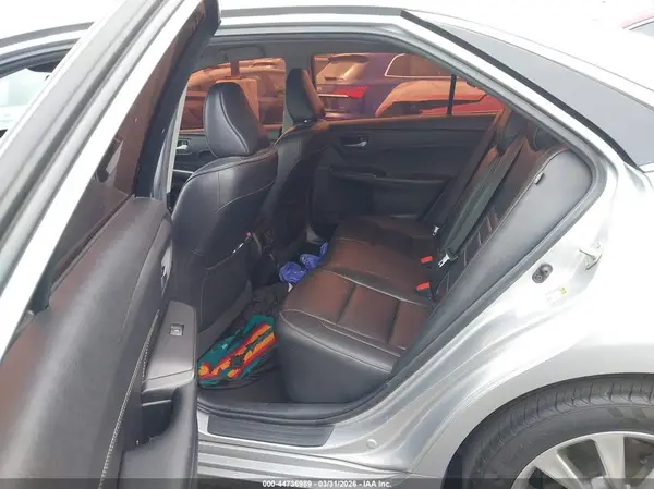 4T1BF1FKXHU704521 2017 TOYOTA CAMRY - Image 8