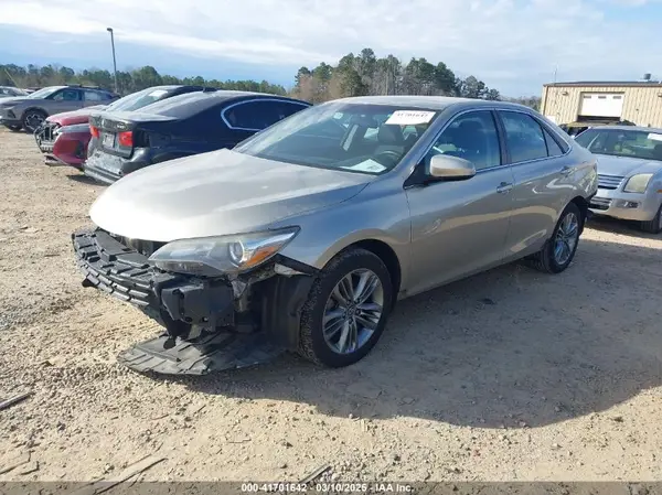 4T1BF1FKXHU706799 2017 TOYOTA CAMRY - Image 2