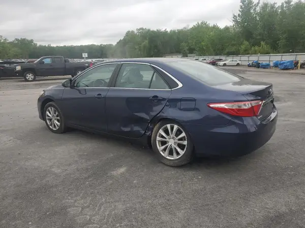 4T1BF1FKXHU712361 2017 TOYOTA CAMRY - Image 2