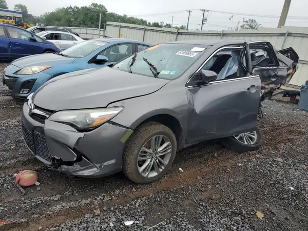 4T1BF1FKXHU712487 2017 TOYOTA CAMRY - Image 1