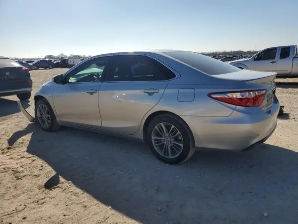4T1BF1FKXHU720489 2017 TOYOTA CAMRY - Image 2