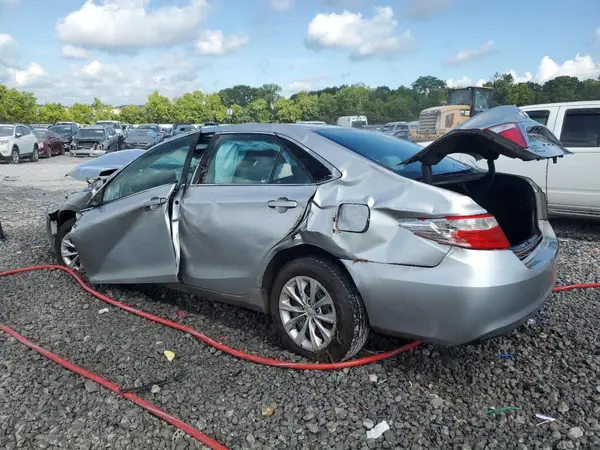 4T1BF1FKXHU720539 2017 TOYOTA CAMRY - Image 2
