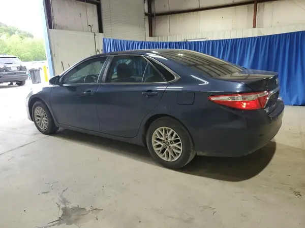 4T1BF1FKXHU721108 2017 TOYOTA CAMRY - Image 2