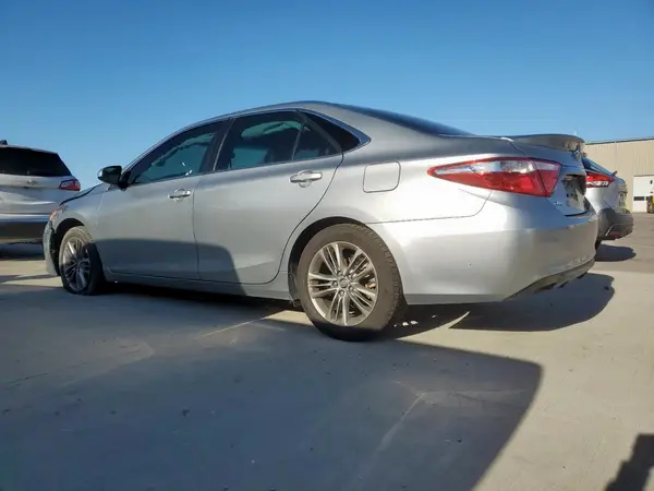 4T1BF1FKXHU721206 2017 TOYOTA CAMRY - Image 2