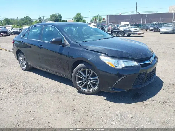 4T1BF1FKXHU722503 2017 TOYOTA CAMRY - Image 1