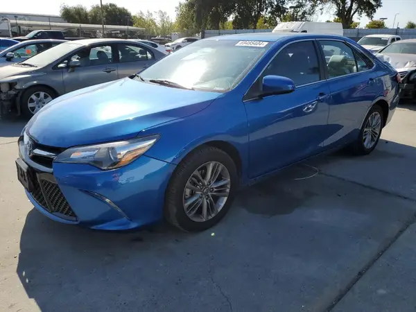 4T1BF1FKXHU724901 2017 TOYOTA CAMRY - Image 1