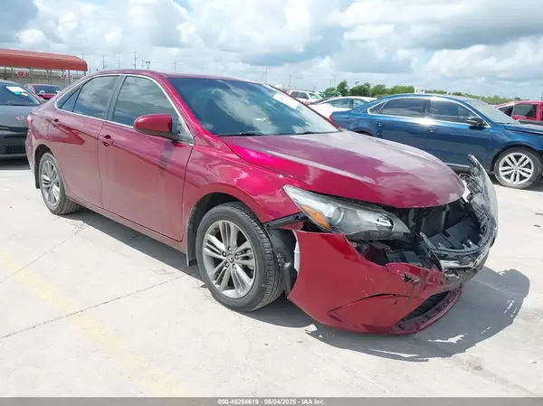 4T1BF1FKXHU727734 2017 TOYOTA CAMRY - Image 1