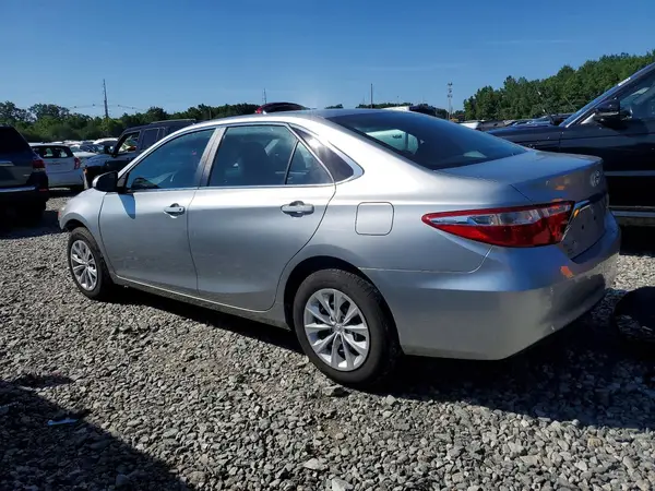 4T1BF1FKXHU729855 2017 TOYOTA CAMRY - Image 2