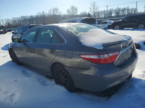 4T1BF1FKXHU734733 2017 TOYOTA CAMRY - Image 2