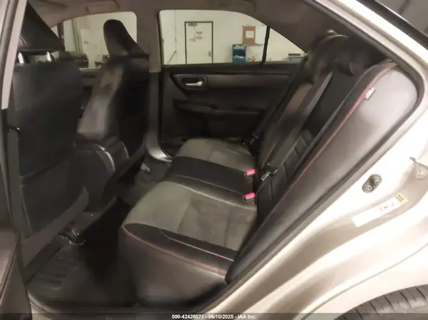 4T1BF1FKXHU734764 2017 TOYOTA CAMRY - Image 8