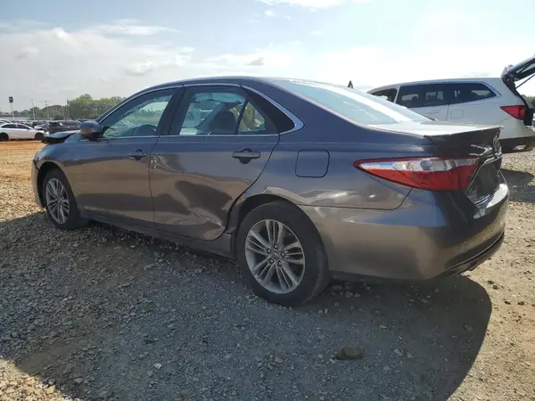 4T1BF1FKXHU735669 2017 TOYOTA CAMRY - Image 2