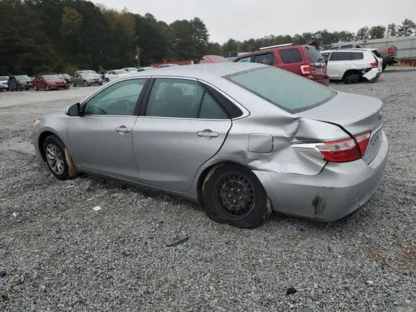 4T1BF1FKXHU738409 2017 TOYOTA CAMRY - Image 2