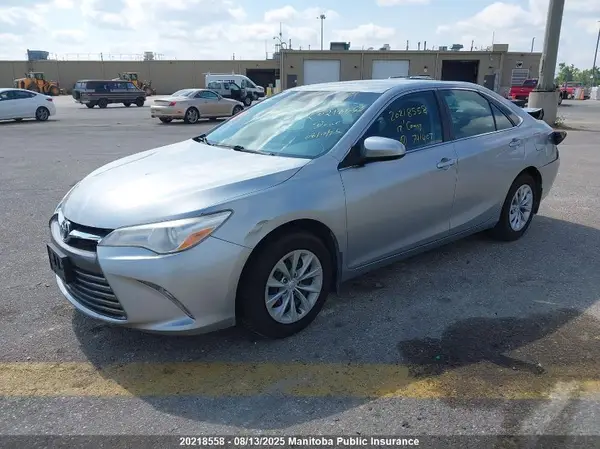 4T1BF1FKXHU741407 2017 TOYOTA CAMRY - Image 2