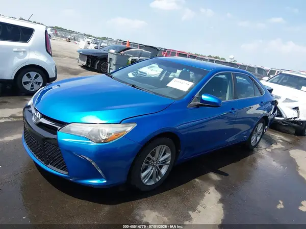 4T1BF1FKXHU742444 2017 TOYOTA CAMRY - Image 2