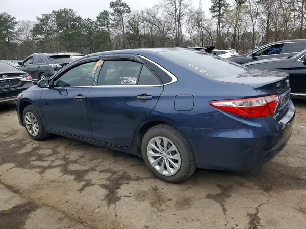 4T1BF1FKXHU744453 2017 TOYOTA CAMRY - Image 2