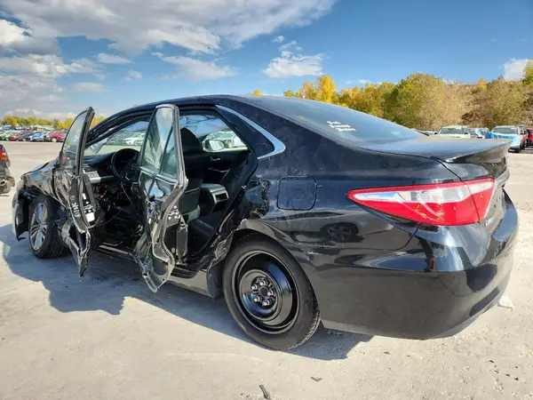 4T1BF1FKXHU747935 2017 TOYOTA CAMRY - Image 2