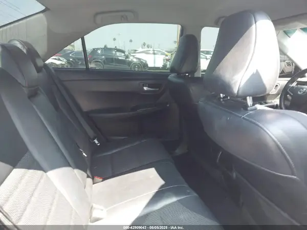 4T1BF1FKXHU748017 2017 TOYOTA CAMRY - Image 8