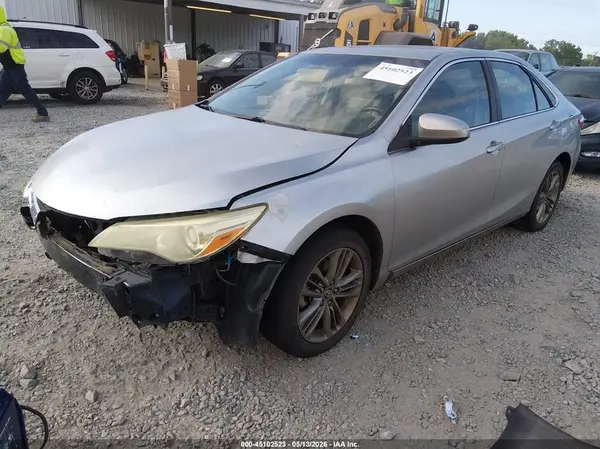 4T1BF1FKXHU754433 2017 TOYOTA CAMRY - Image 2