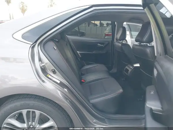 4T1BF1FKXHU754528 2017 TOYOTA CAMRY - Image 8