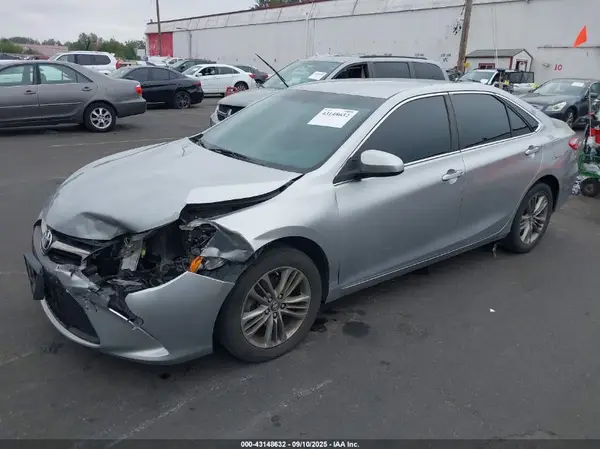 4T1BF1FKXHU754853 2017 TOYOTA CAMRY - Image 2