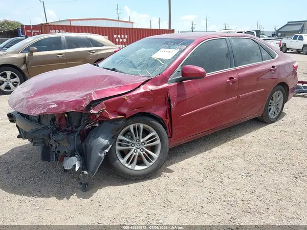 4T1BF1FKXHU755761 2017 TOYOTA CAMRY - Image 2