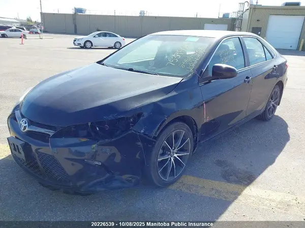 4T1BF1FKXHU755985 2017 TOYOTA CAMRY - Image 2