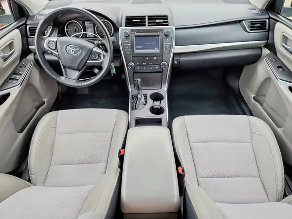 4T1BF1FKXHU757137 2017 TOYOTA CAMRY - Image 8