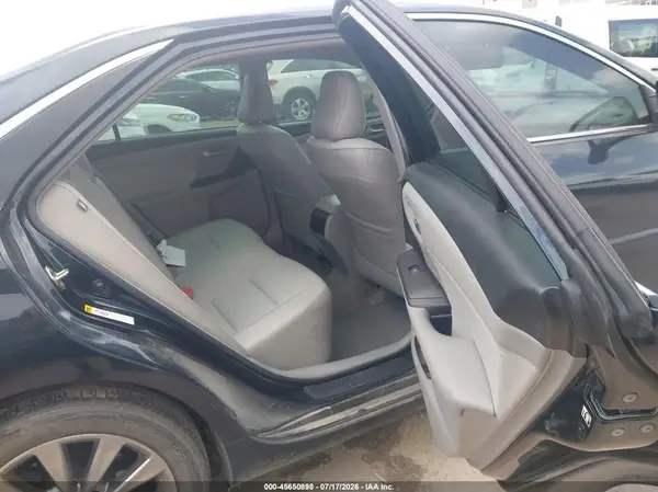 4T1BF1FKXHU757624 2017 TOYOTA CAMRY - Image 6