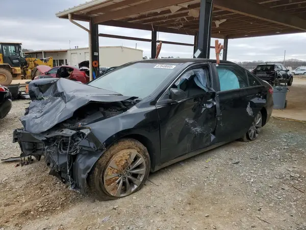 4T1BF1FKXHU758904 2017 TOYOTA CAMRY - Image 1