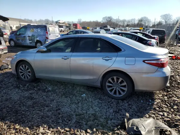 4T1BF1FKXHU759342 2017 TOYOTA CAMRY - Image 2