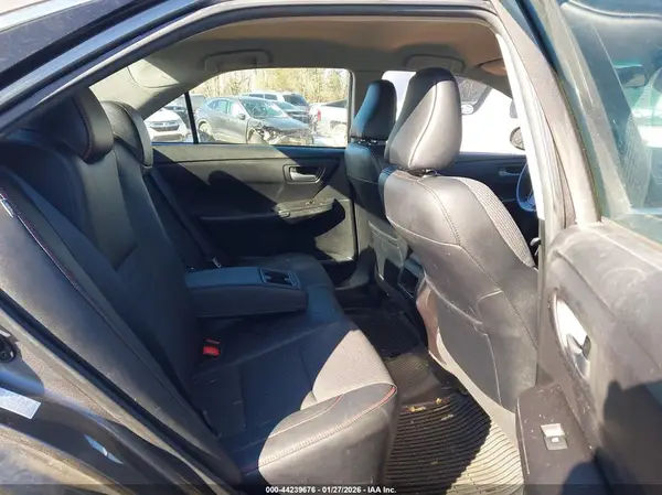 4T1BF1FKXHU760300 2017 TOYOTA CAMRY - Image 8