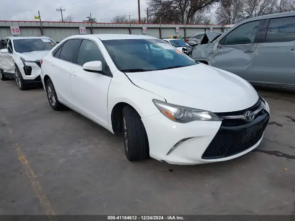 4T1BF1FKXHU763567 2017 TOYOTA CAMRY - Image 1