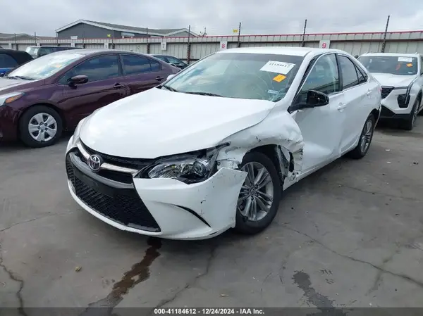 4T1BF1FKXHU763567 2017 TOYOTA CAMRY - Image 2