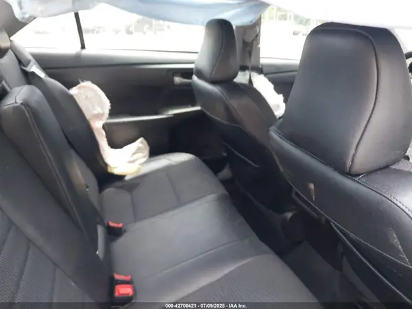 4T1BF1FKXHU764704 2017 TOYOTA CAMRY - Image 8