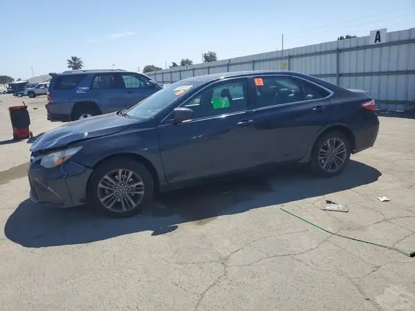 4T1BF1FKXHU766209 2017 TOYOTA CAMRY - Image 1