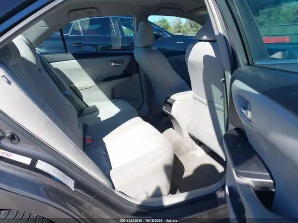 4T1BF1FKXHU768493 2017 TOYOTA CAMRY - Image 8