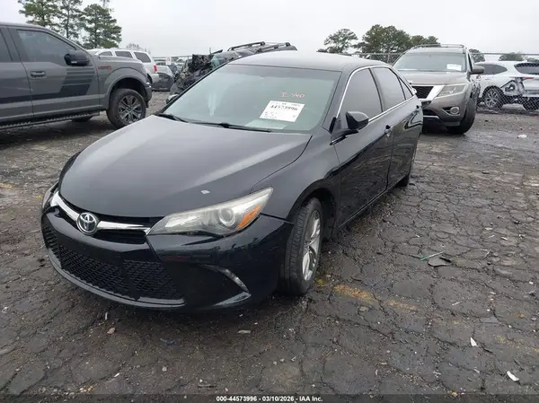 4T1BF1FKXHU769868 2017 TOYOTA CAMRY - Image 2