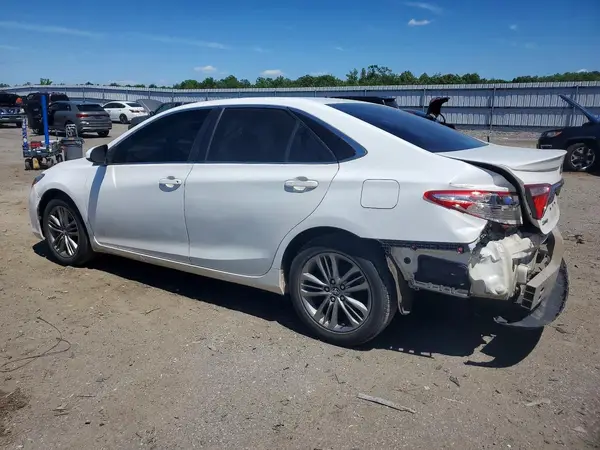 4T1BF1FKXHU772219 2017 TOYOTA CAMRY - Image 2
