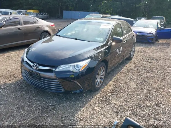 4T1BF1FKXHU772298 2017 TOYOTA CAMRY - Image 2