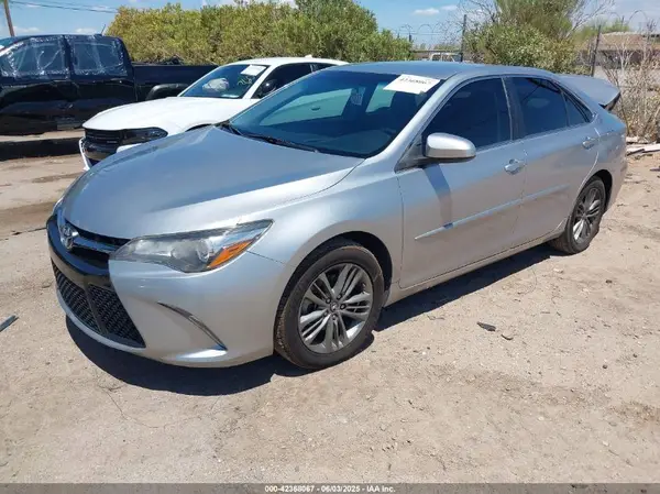 4T1BF1FKXHU773225 2017 TOYOTA CAMRY - Image 2