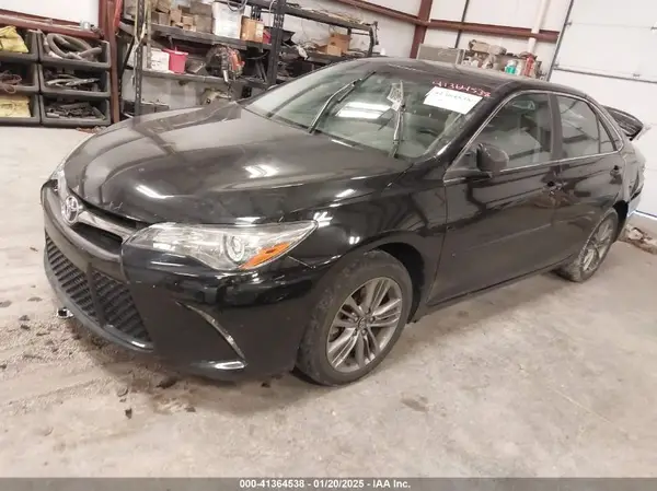 4T1BF1FKXHU775959 2017 TOYOTA CAMRY - Image 2