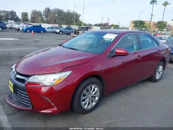 4T1BF1FKXHU776576 2017 TOYOTA CAMRY - Image 2