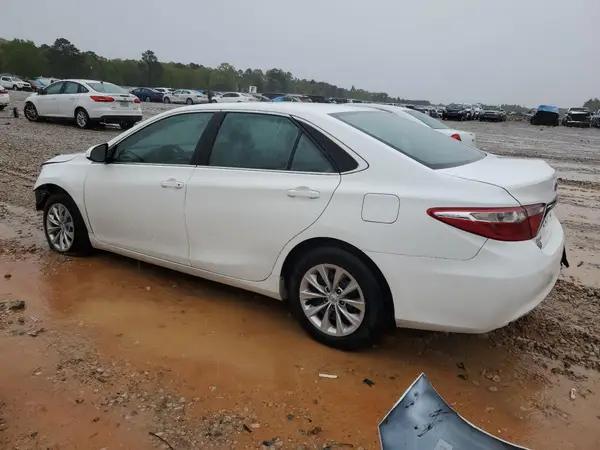 4T1BF1FKXHU779400 2017 TOYOTA CAMRY - Image 2